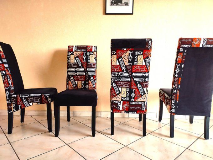 Lot de 4 chaises en wax et tissu velours / Salle à manger / Salon / cuisine